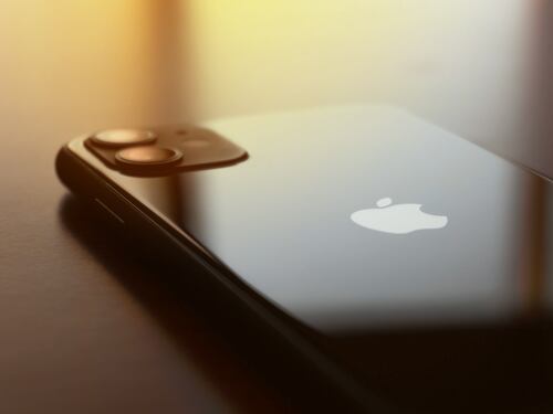 "Batteria già scarica?": iPhone azzoppati da iOS 14.6