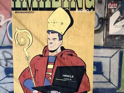 Rubato a Napoli il dipinto che ritrae San Gennaro in versione Superman