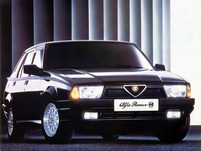 Alfa 75: guarda la gallery 9