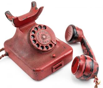 Il telefono di Adolf Hitler messo in vendita  2