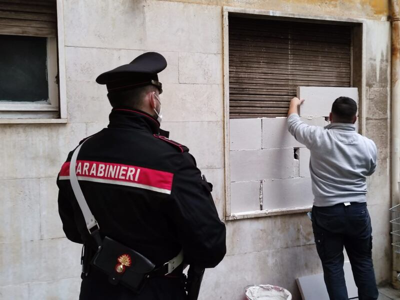 Roma, liberati gli appartamenti dell'Inps occupati dai rom 1