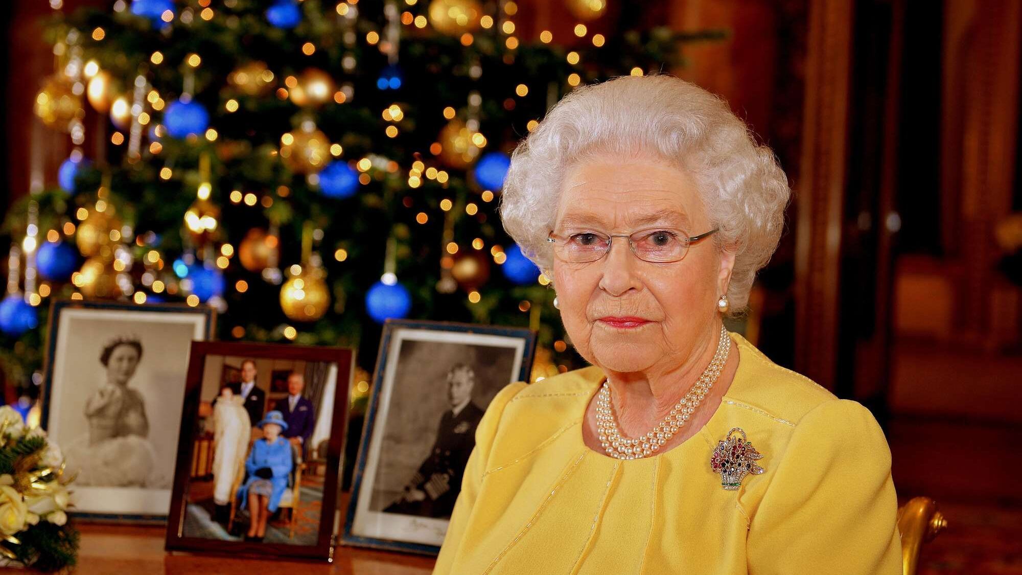 Il Parlamento britannico tira le orecchie alla Regina: troppe spese, ridurre i costi