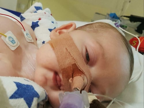 L'arcivescovo di Bologna, Caffarra, su Charlie Gard: " Fermatevi in nome di Dio!"