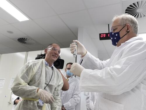 Basta l'annuncio del vaccino a fare volare borse e petrolio