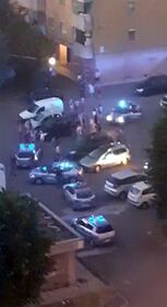 Rissa tra residenti e abusivi in via Bolla a Milano 1