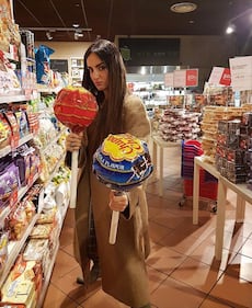 Arisa torna ai capelli corti  7