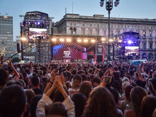 Domani in Duomo ritorna il concertone Elodie, Ferro, Lauro: è festa con 10 artisti