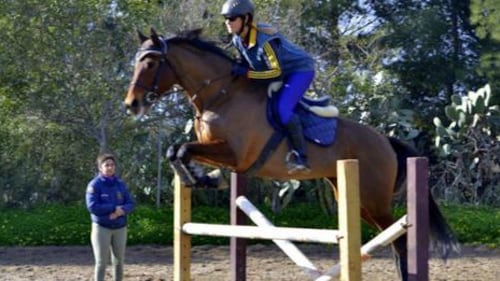 Cade da cavallo poi la tragica fine: morta l'amazzone Margherita Mayer