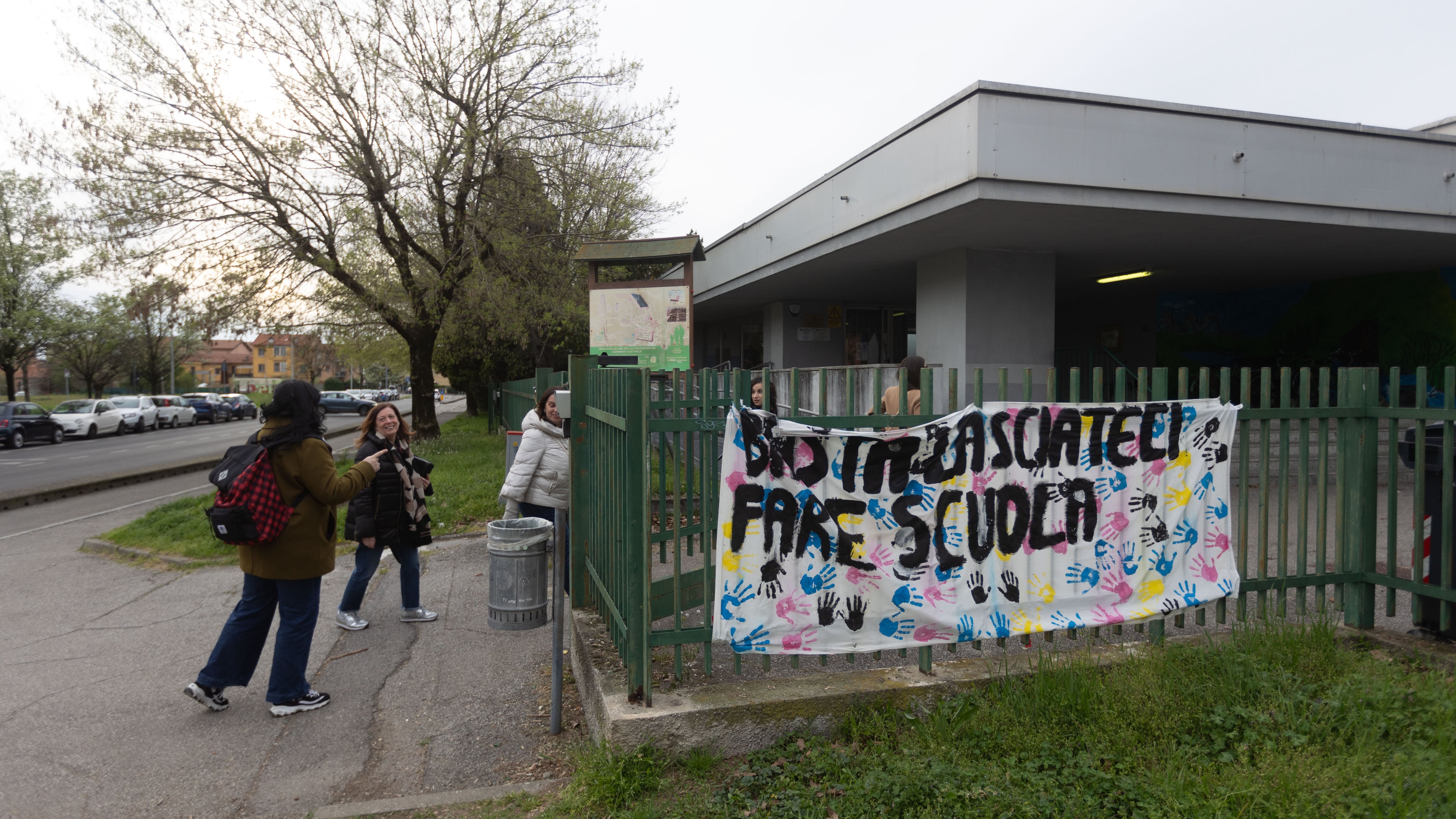 "Chiusura per esigenze didattiche", la scuola di Pioltello non apre il 10 aprile