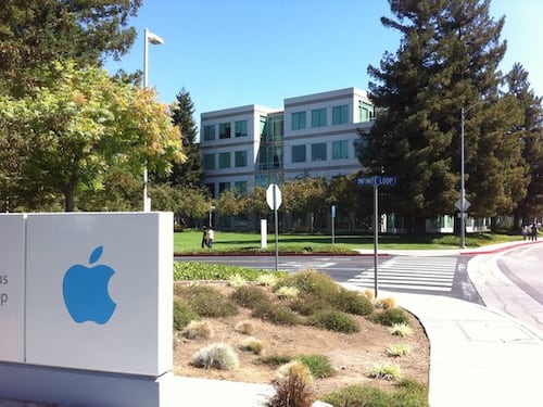 Apple, record a Wall Street: l'azienda adesso vale 1000 miliardi di dollari