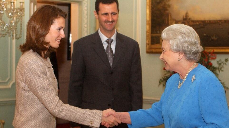 La ritorsione degli inglesi contro Assad. "Via la cittadinanza alla moglie"