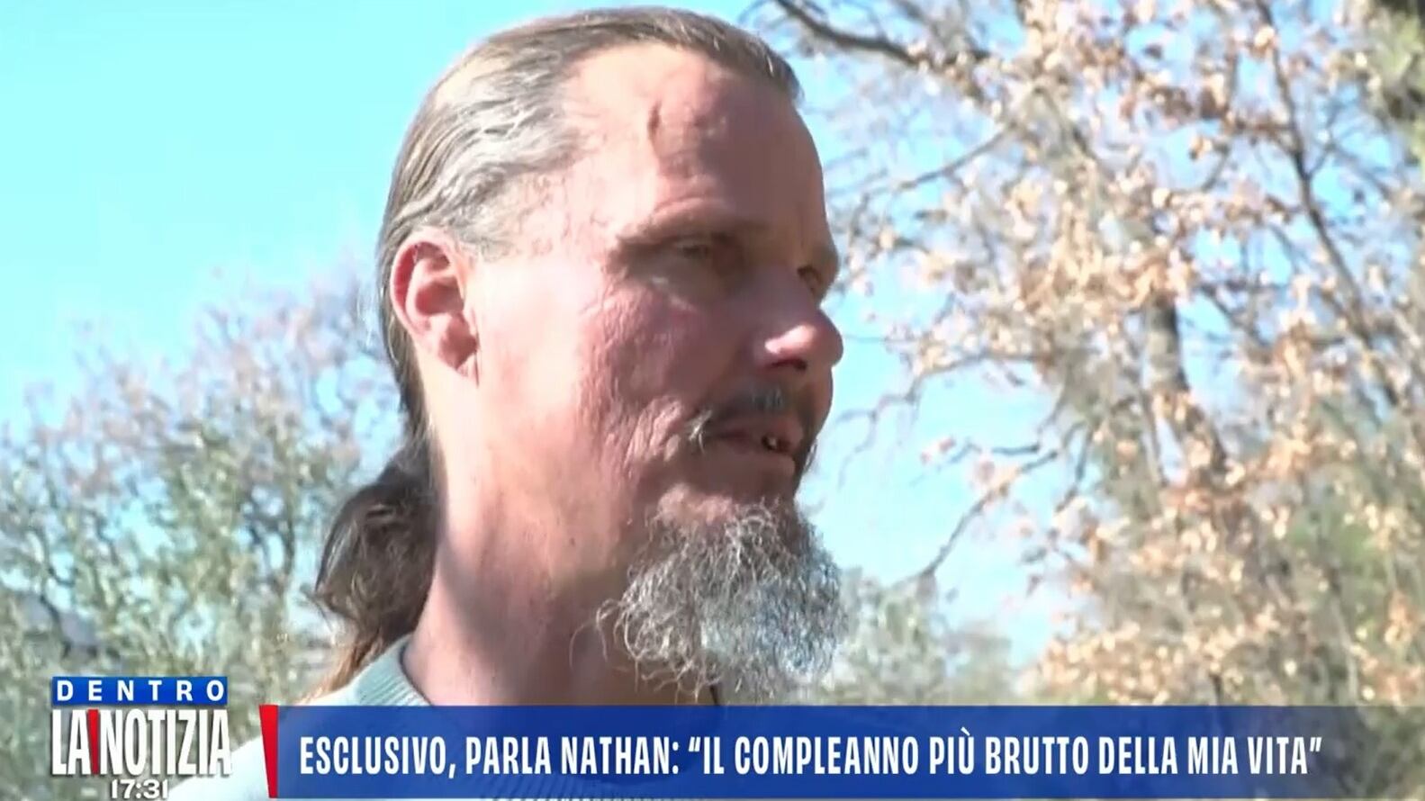 Famiglia nel bosco, il dolore di papà Nathan: "Nessuna festa per il mio compleanno, siamo tutti tristi"