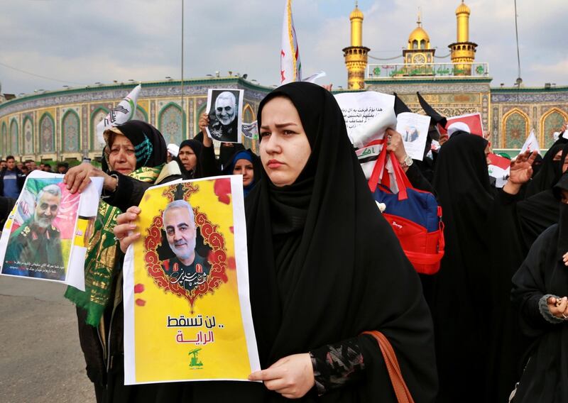 La bara del generale Soleimani arriva a Karbala 3