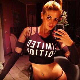 Su Instagram le foto bollenti dell'ex gieffina Rosy Maggiulli 6