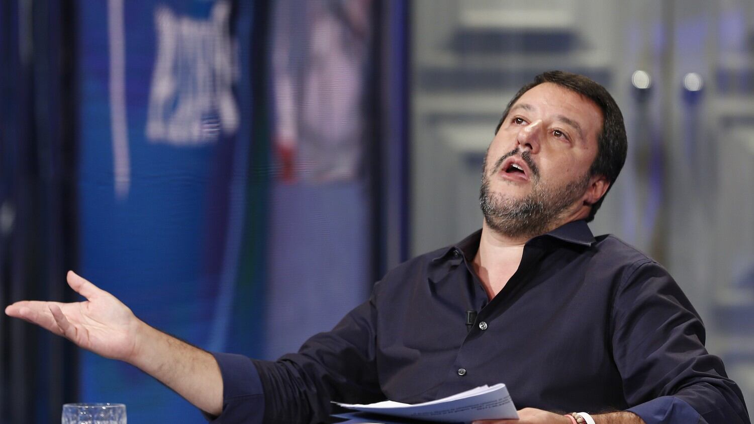 Salvini: "Altri tre no 5s e cambia tutto. I grillini già governano col Pd"