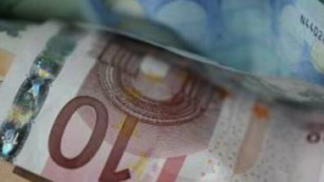 Ristoratore trova borsello con 20mila euro e lo restituisce al proprietario