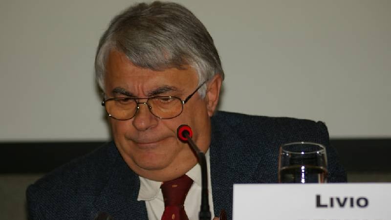 In toga ma schierati coi teppisti: i pm che tifano no global
