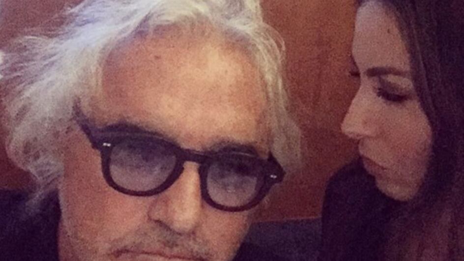 Elisabetta Gregoraci in crisi con Flavio Briatore? Lei in tv torna a sorridere
