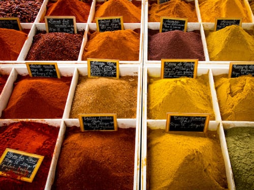 Odore della pelle: ecco quali cibi aiutano