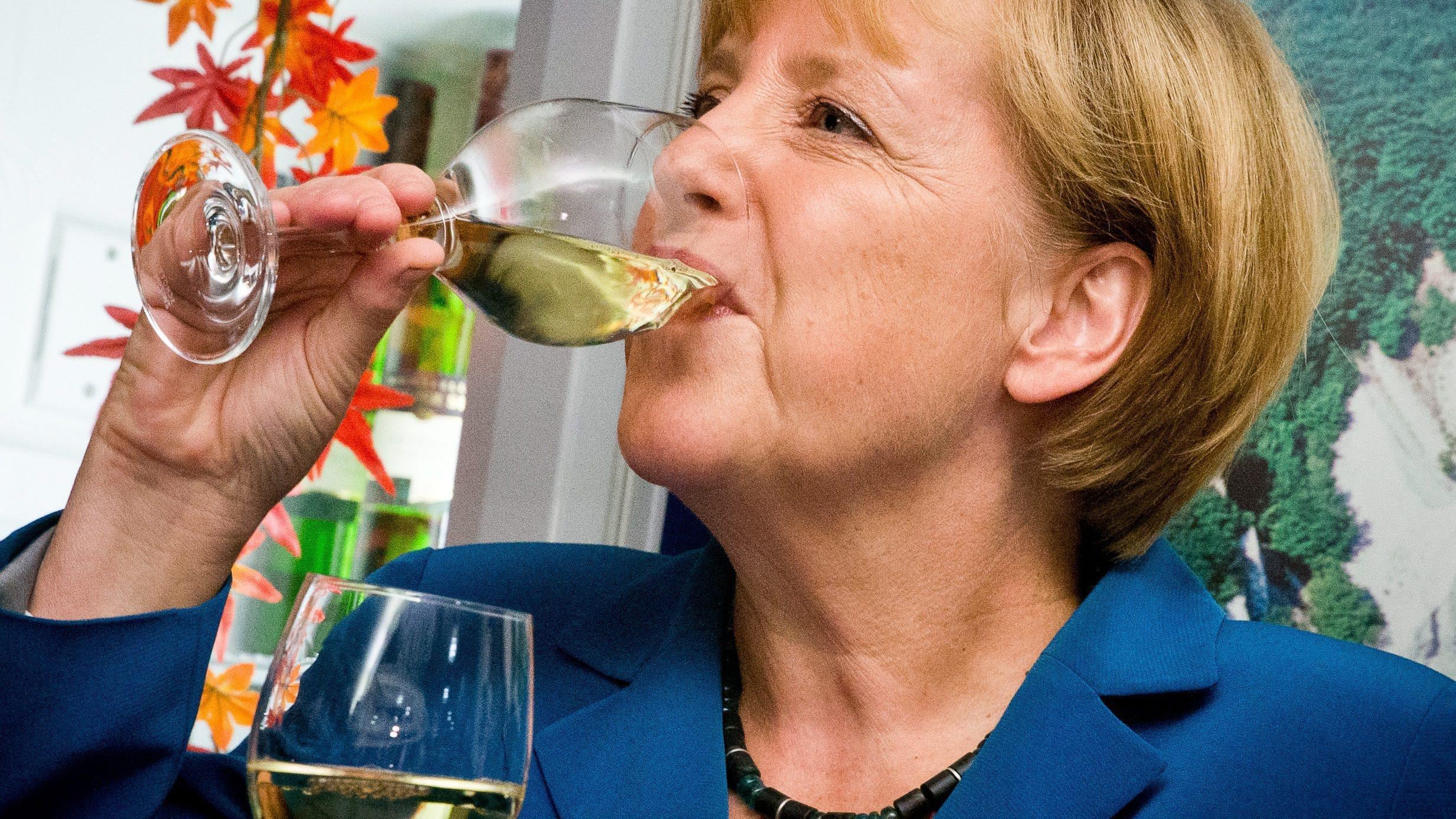 Merkel: "Stavo facendo una sauna mentre cadeva il muro di Berlino"
