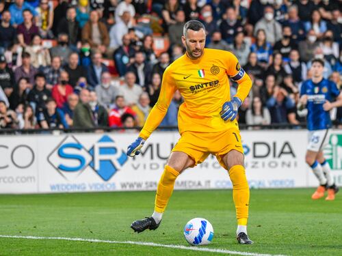 "Triste e amareggiato ma felice...". Handanovic saluta l'Inter