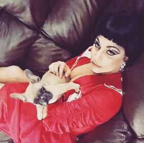 Lady Gaga nuda nella sauna 20