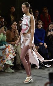 Le modelle sfilano alla Fashion Week Australia 2019 11