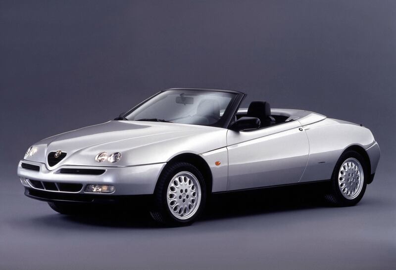 Alfa Romeo Spider 916, guarda la gallery 13