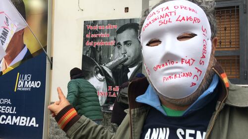 "Vota Giggino La Trippa": l'iniziativa dei Cobas contro Di Maio 10