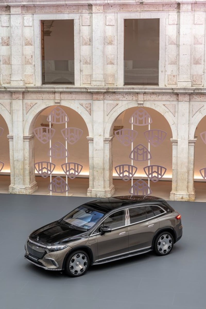 Mercedes-Maybach EQS SUV: guarda la gallery 4