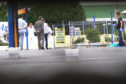 Omicidio a Cinisello, uomo accoltellato 4