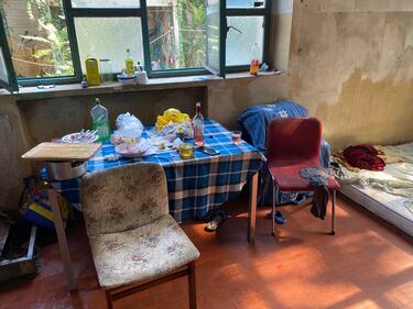 Occupazione abusiva gasometri Milano Bovisa 1