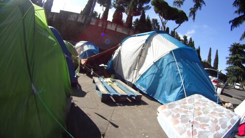 Emergenza profughi a Roma: in centinaia accampati in via Tiburtina  9