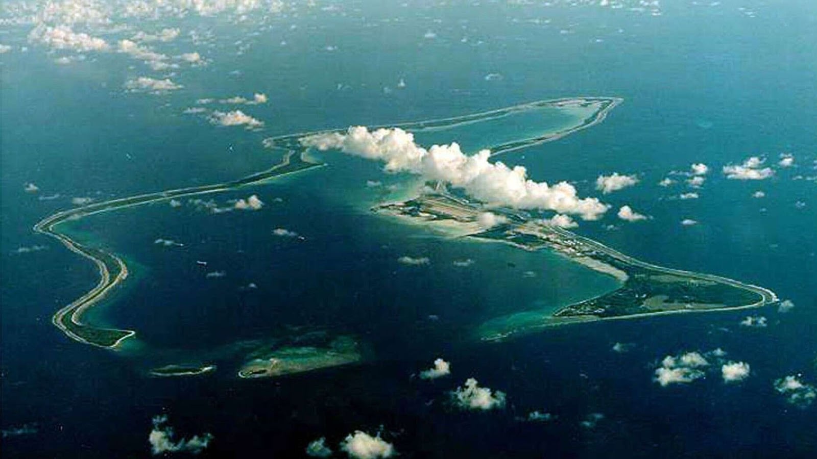 Teheran, raid su Diego Garcia. Adesso anche l'Europa ha paura