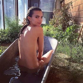 Emily Ratajkowski su Instagram: foto 8