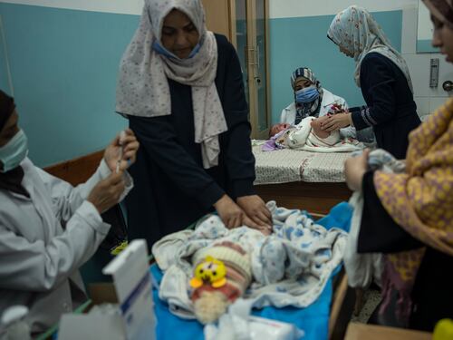 L’annuncio di Meloni: “In Italia il primo gruppo di bambini palestinesi"