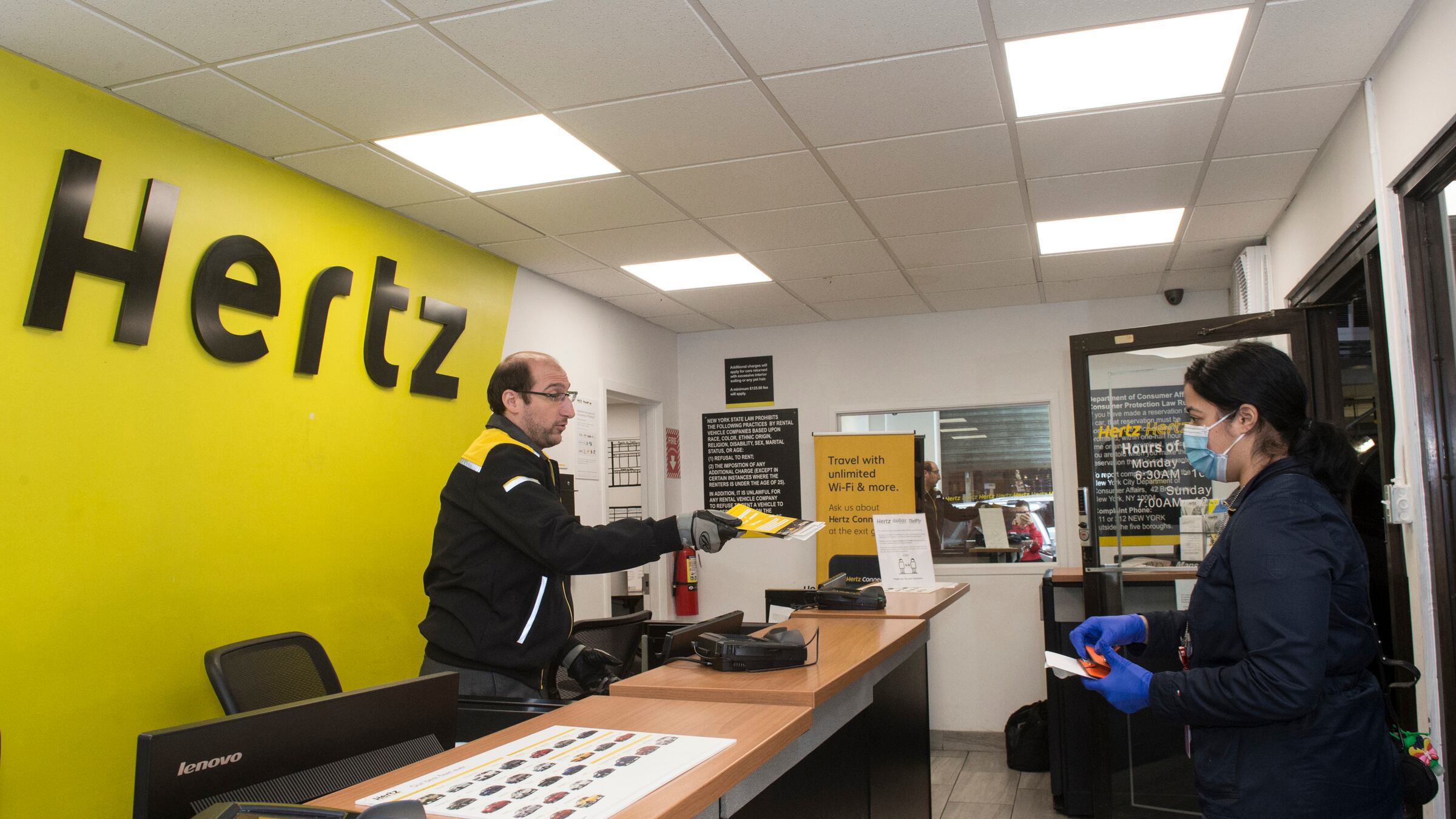 Hertz, salta accordo con i creditori: dichiarata bancarotta in Usa e Canada