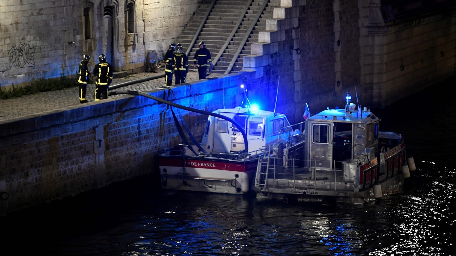 "Impossibile usare Canadair". Ma è polemica sui ritardi