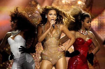 Beyoncé, dama sexy ai Grammy 2017 15