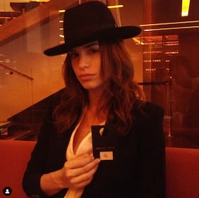 Elisabetta Canalis sexy in spiaggia 3