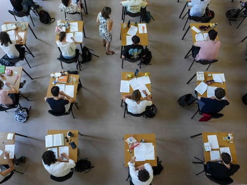 Una società senza limiti perde il senso di sé e finisce per dissolversi