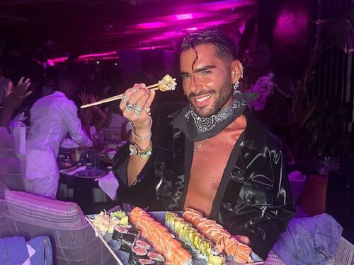Prima le lacrime poi la vacanza Mykonos. Federico Fashion Style travolto dalle critiche