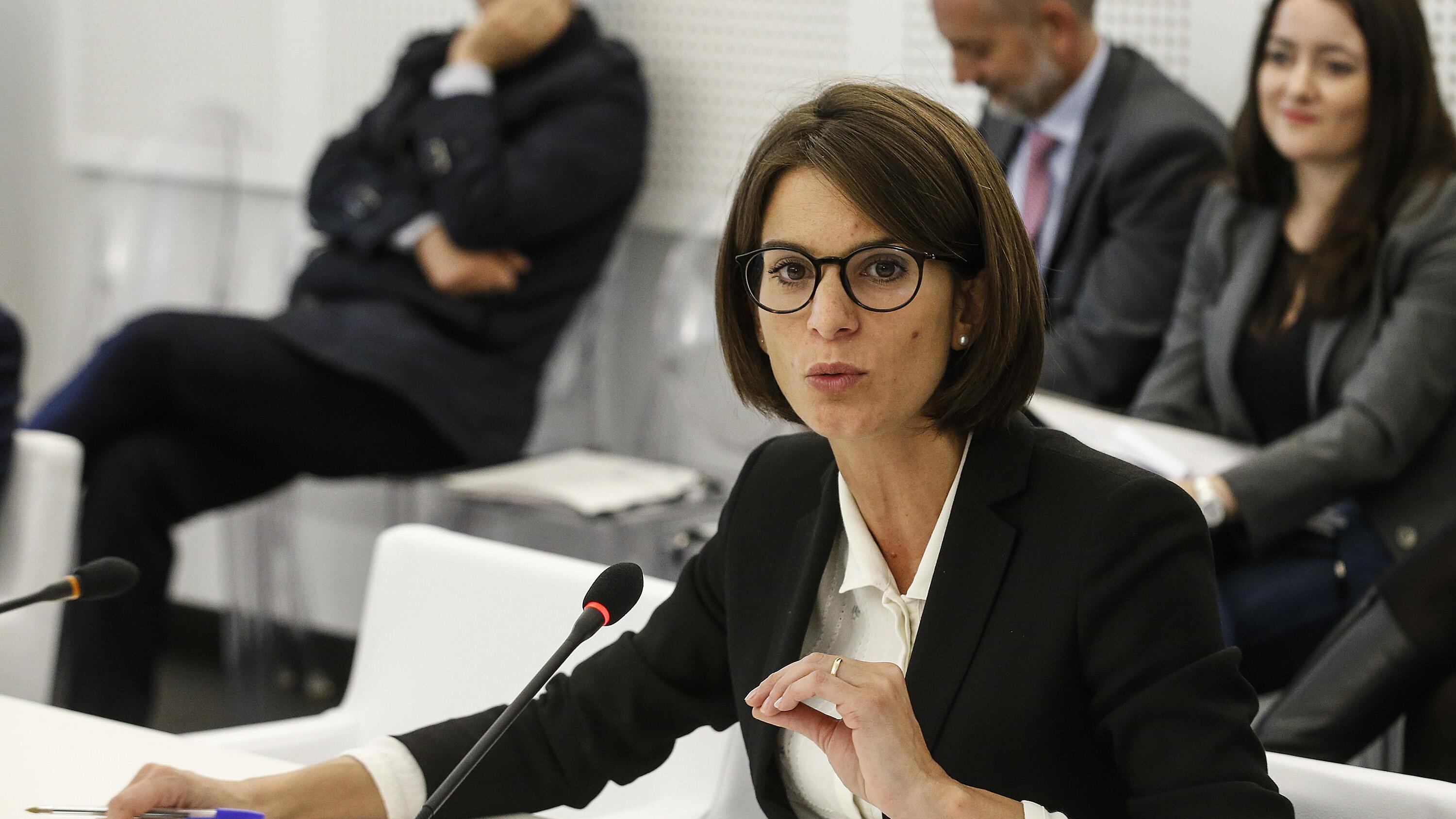 Le "mogli di..." si offendono ma non mollano i seggi sicuri
