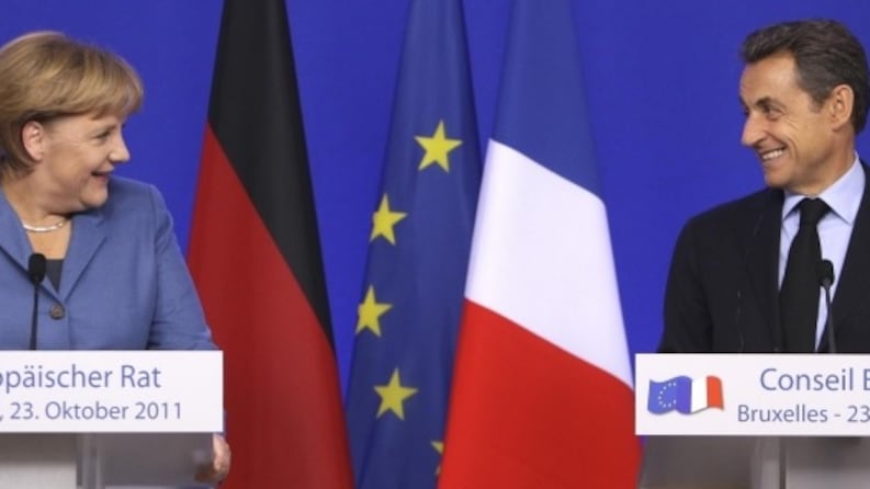 Libia, le carte di Hillary Clinton: "La Francia distrusse l'Italia"