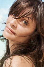 Helena Christensen, topless perfetto: 46 anni da regina 1