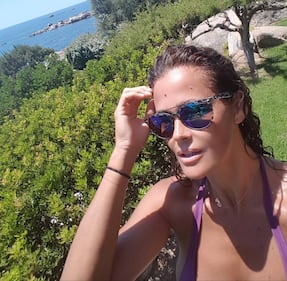 Samantha De Grenet hot, bikini al mare 11
