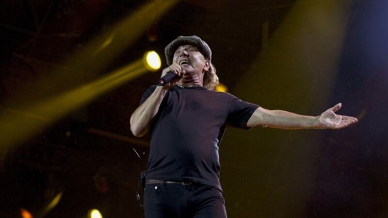 AC/DC, seriamente a rischio l'udito di Brian Johnson: foto 5