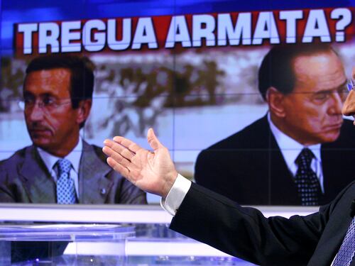 I pm, Fini e il governo Monti: così il sistema attaccò il Cav