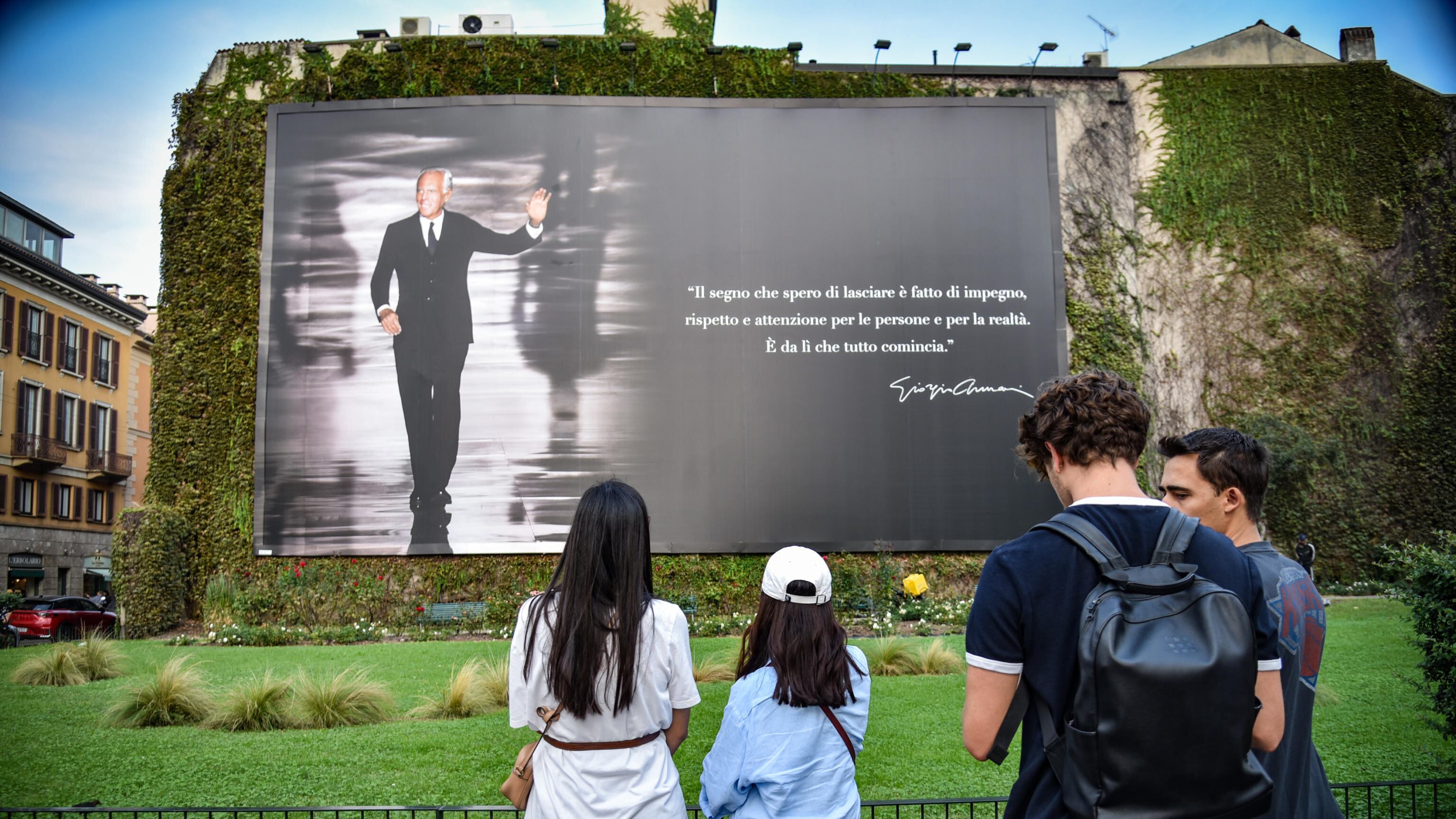 Armani, sì della famiglia al Famedio. "Per intitolargli una via servono 10 anni"
