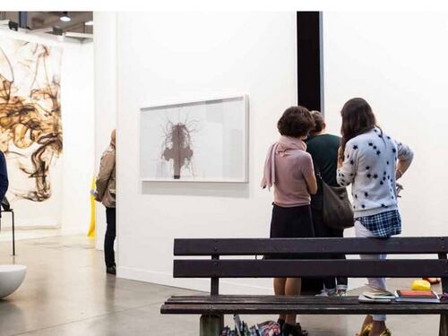 Si scrive miart, si vede di tutto e significa festival dell'arte